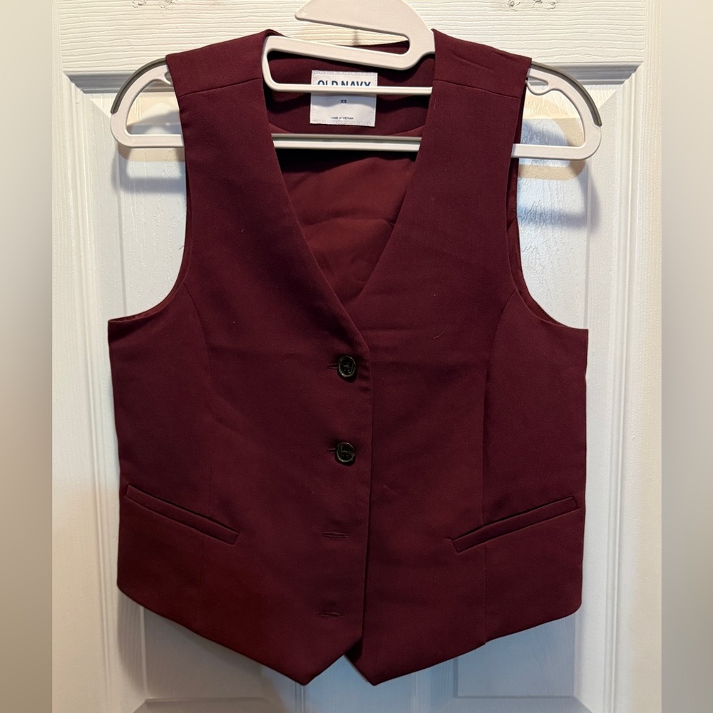Old Navy Women's Burgundy Vest